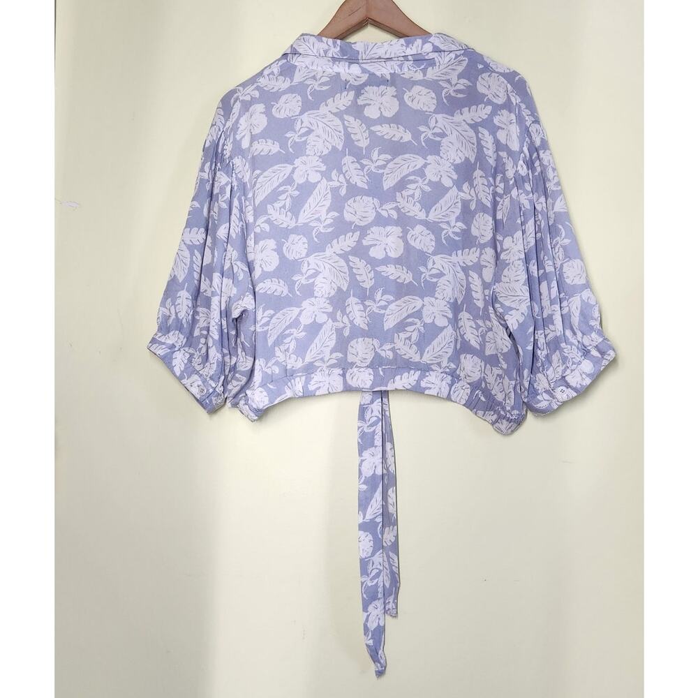Rouge Collection Button Up Crop Blouse Size 2X Blue Palm Print Tie Waist Boho - Picture 2 of 7